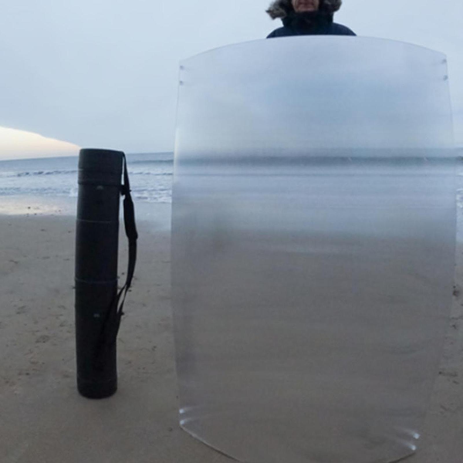 Invisibility Shield Magic Prop - Magic Tricks 评论和价格